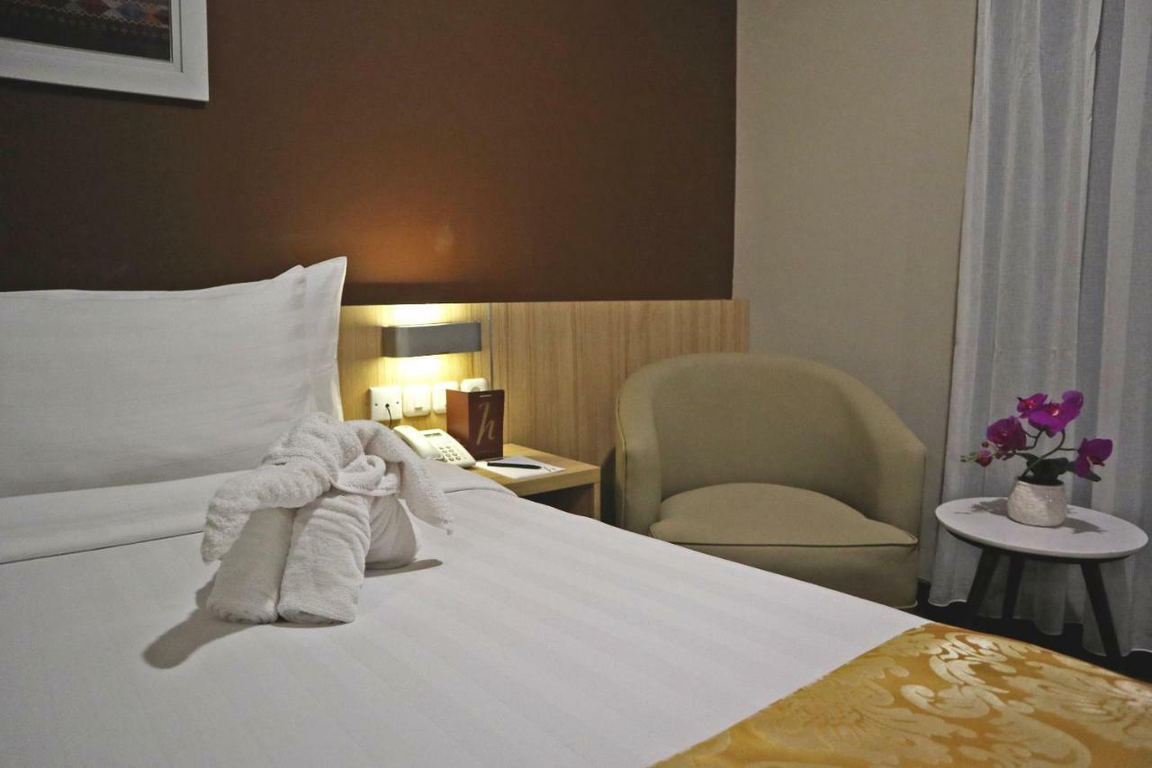 Anara Sky Kualanamu Hotel Medan Ngoại thất bức ảnh